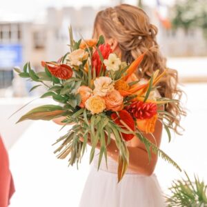 Photo d'un mariage à La Réunion – Bouquet de la mariée – Décoration florale